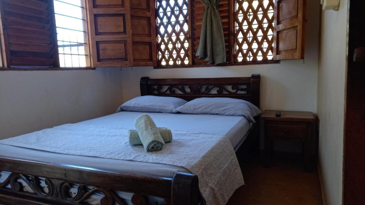 Hostal La Casa De Felipe Taganga Ngoại thất bức ảnh