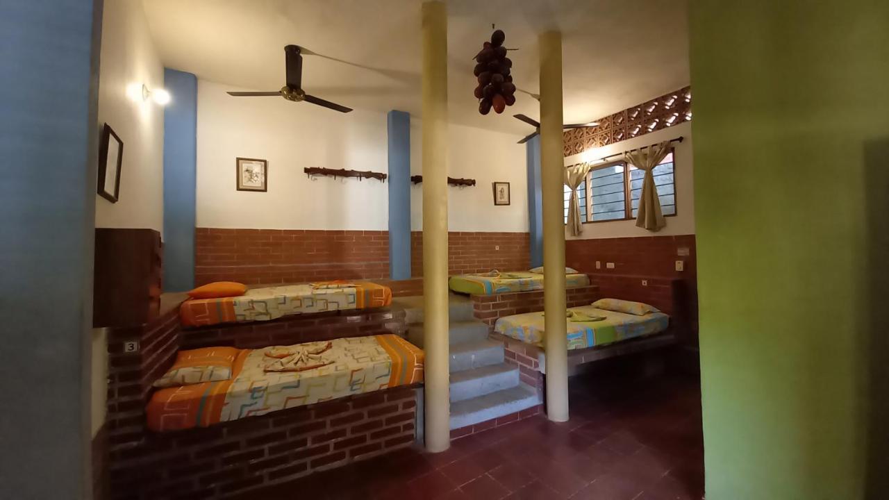 Hostal La Casa De Felipe Hostel Taganga Ngoại thất bức ảnh