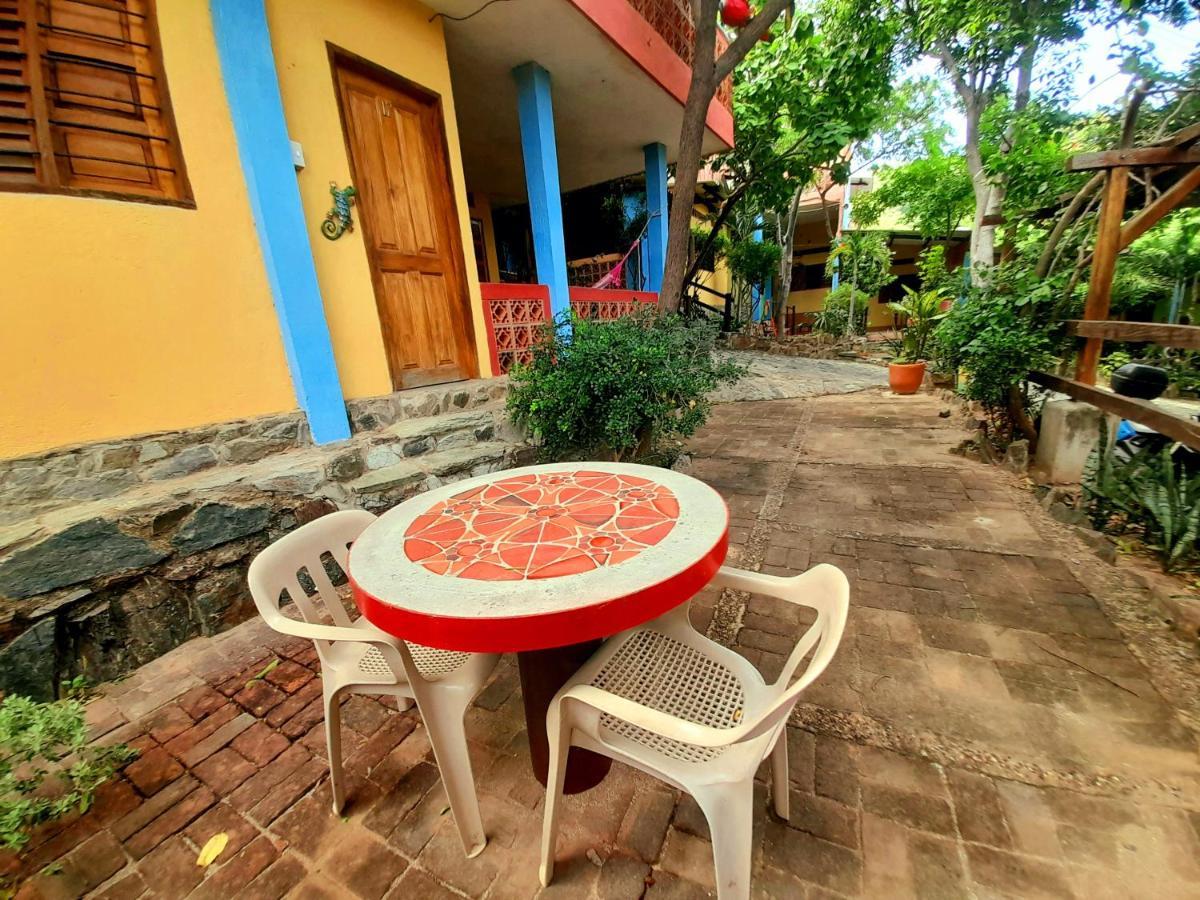 Hostal La Casa De Felipe Taganga Ngoại thất bức ảnh