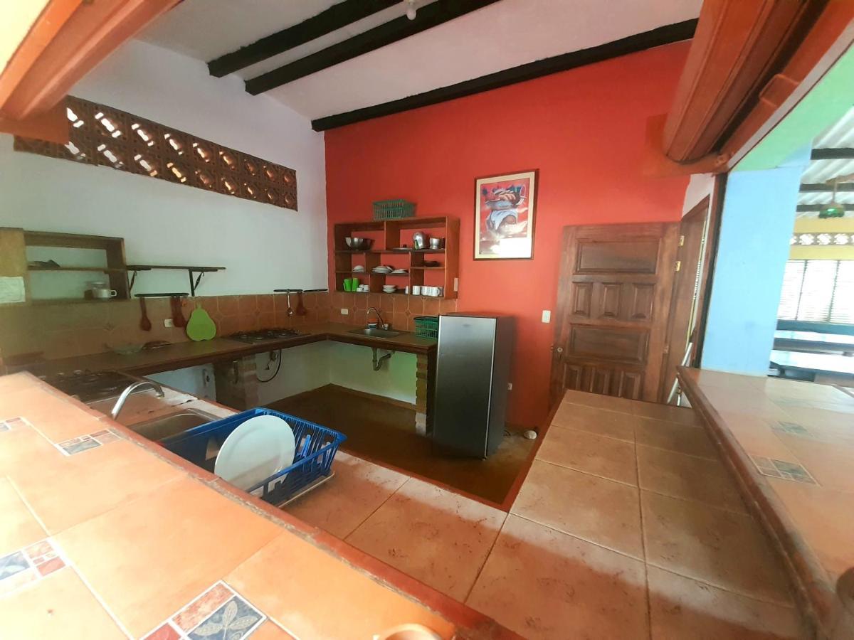 Hostal La Casa De Felipe Taganga Ngoại thất bức ảnh