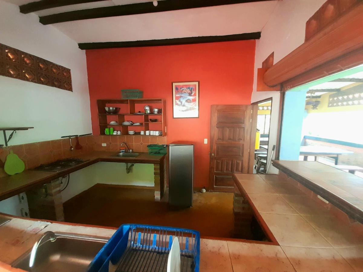 Hostal La Casa De Felipe Hostel Taganga Ngoại thất bức ảnh