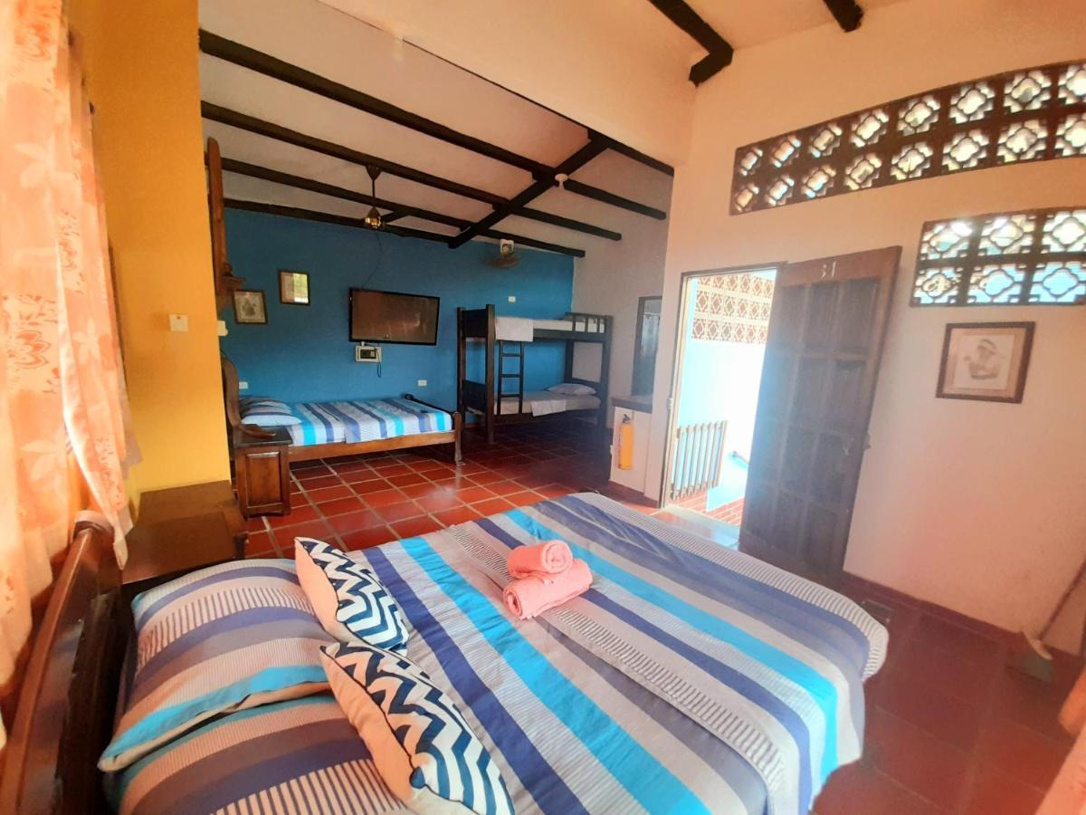 Hostal La Casa De Felipe Hostel Taganga Ngoại thất bức ảnh