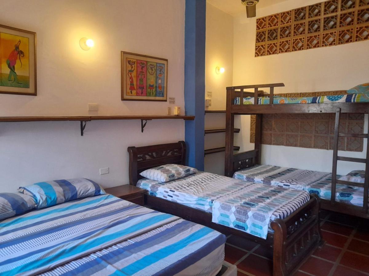 Hostal La Casa De Felipe Hostel Taganga Ngoại thất bức ảnh