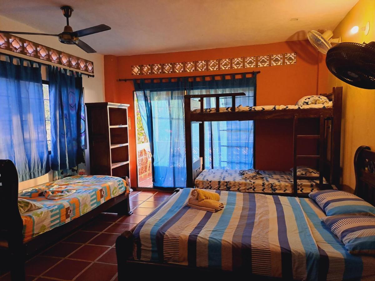 Hostal La Casa De Felipe Hostel Taganga Ngoại thất bức ảnh