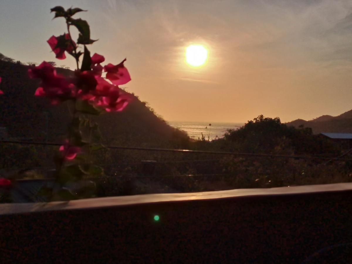 Hostal La Casa De Felipe Taganga Ngoại thất bức ảnh