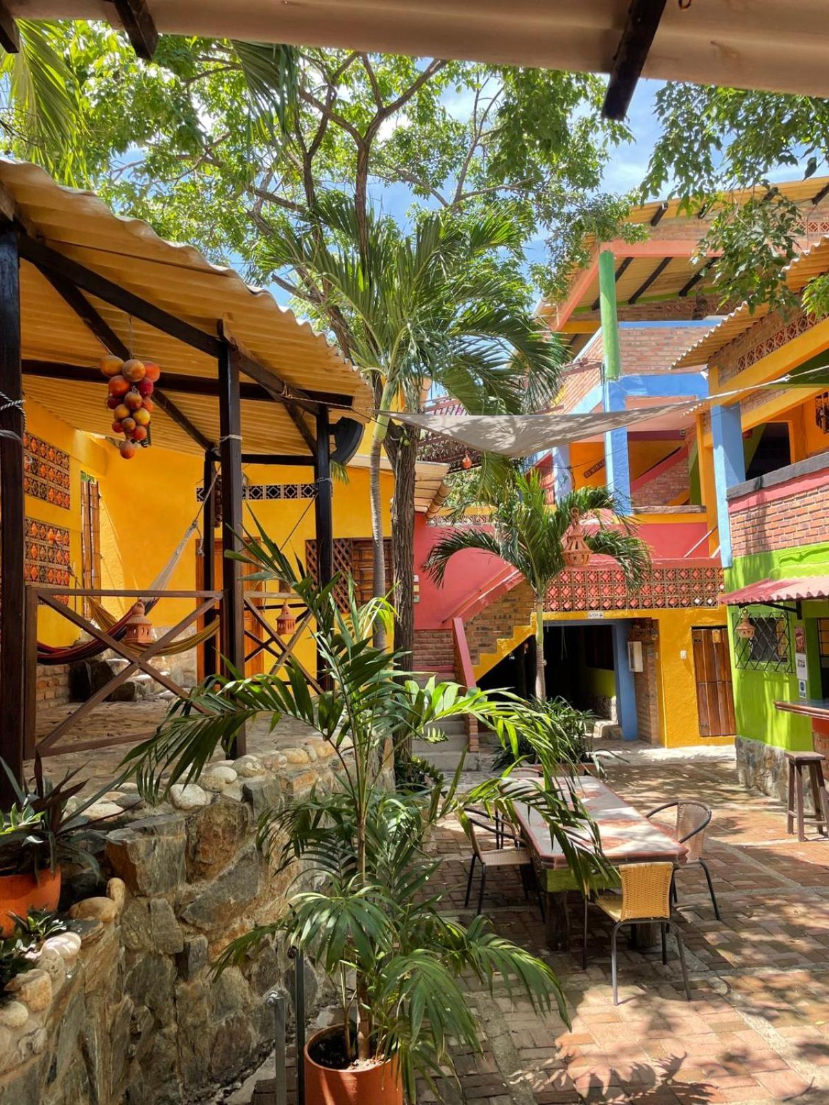 Hostal La Casa De Felipe Hostel Taganga Ngoại thất bức ảnh