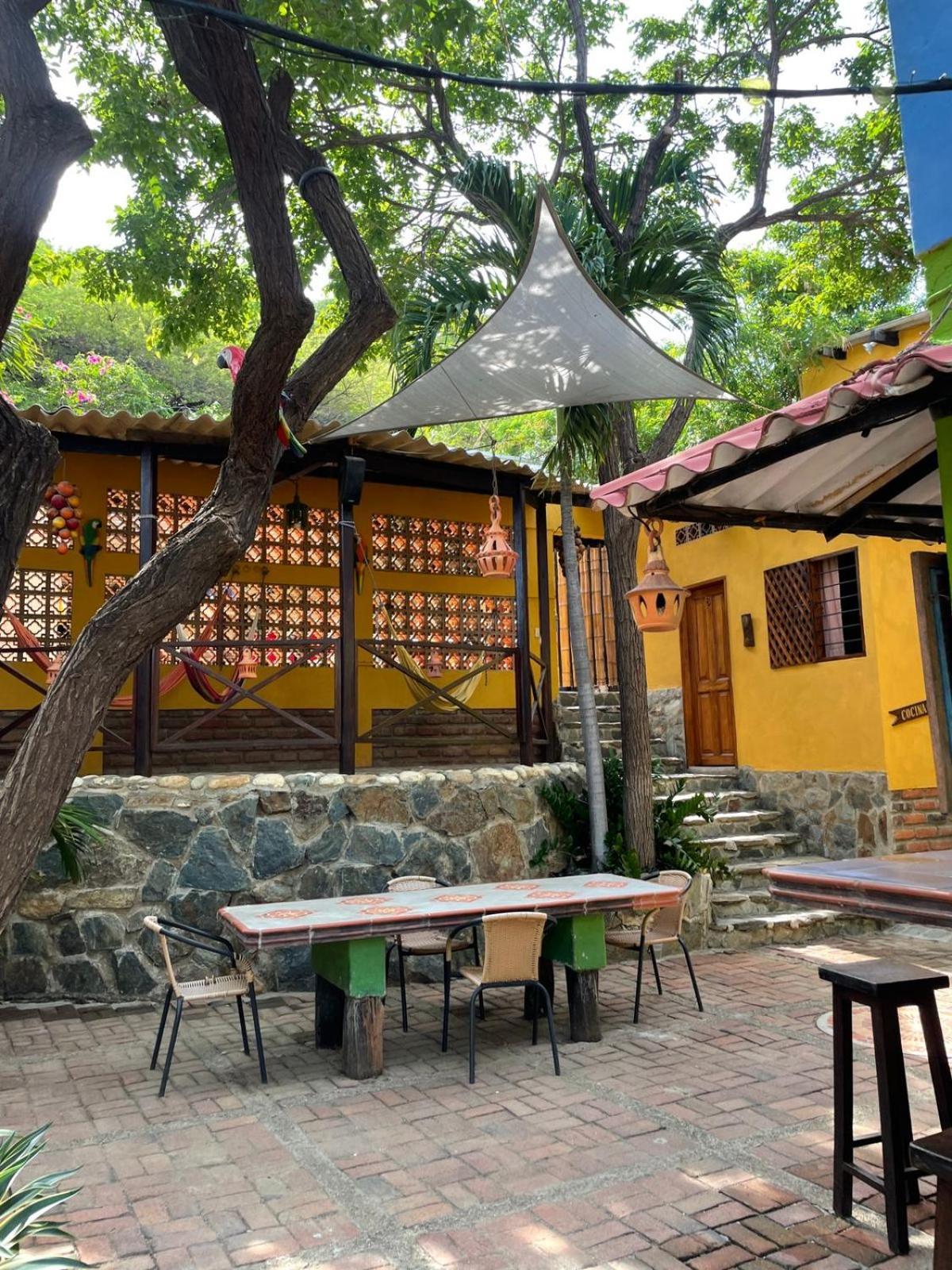 Hostal La Casa De Felipe Taganga Ngoại thất bức ảnh